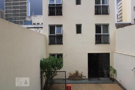 Vista da Sala/Quarto de kitnet/studio para alugar com 1 quarto, 46m² em Centro, Campinas