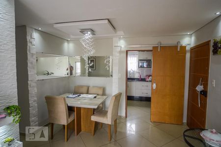 Sala de casa de condomínio à venda com 2 quartos, 78m² em Vila Esperança, São Paulo
