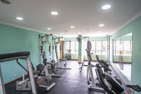 Casa de condomínio à venda com 78m², 2 quartos e 1 vaga Casa de condomínio à venda com 78m², 2 quartos e 1 vagaÁrea comum - Academia