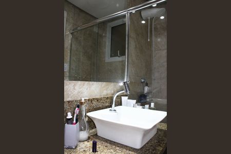 Banheiro de apartamento para alugar com 2 quartos, 56m² em Marechal Rondon, Canoas