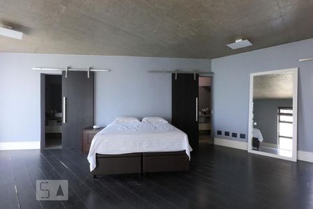 Apartamento à venda com 160m², 1 quarto e 2 vagas Apartamento à venda com 160m², 1 quarto e 2 vagasSuíte