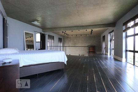 Apartamento à venda com 160m², 1 quarto e 2 vagas Apartamento à venda com 160m², 1 quarto e 2 vagasSuíte