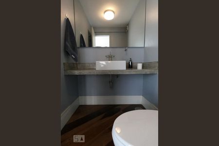 Lavabo de apartamento para alugar com 1 quarto, 160m² em Vila Andrade, São Paulo
