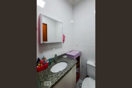 Apartamento à venda com 80m², 3 quartos e 2 vagas Apartamento à venda com 80m², 3 quartos e 2 vagasBanheiro Social