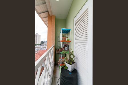 Casa à venda com 183m², 3 quartos e 3 vagasVaranda quarto 3 suíte