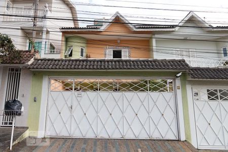 Casa à venda com 183m², 3 quartos e 3 vagasFachada da casa