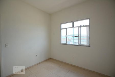 Sala de apartamento para alugar com 1 quarto, 35m² em Brás de Pina, Rio de Janeiro