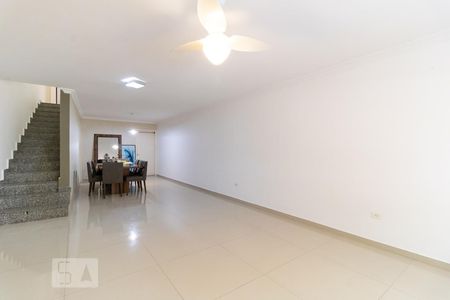 Sala de casa à venda com 3 quartos, 150m² em Vila Brasílio Machado, São Paulo