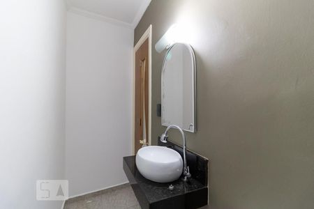 Casa à venda com 150m², 3 quartos e 2 vagasLavabo