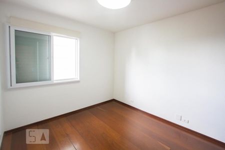 Apartamento para alugar com 85m², 2 quartos e 1 vagaQuarto