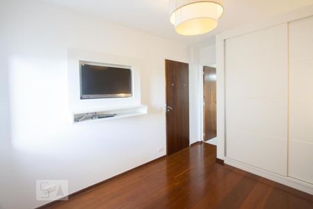 Suíte de apartamento para alugar com 2 quartos, 85m² em Campo Belo, São Paulo