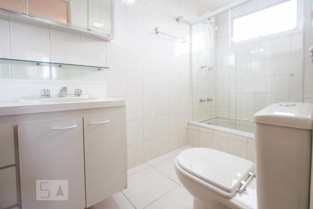 Banheiro Suíte de apartamento para alugar com 2 quartos, 85m² em Campo Belo, São Paulo