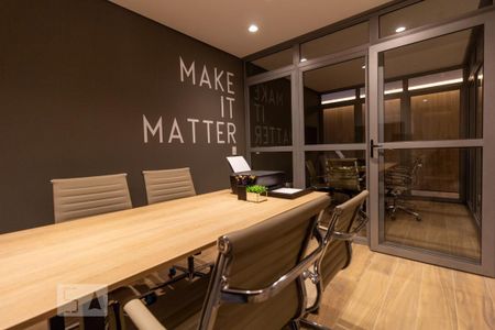 Apartamento para alugar com 25m², 1 quarto e sem vaga Apartamento para alugar com 25m², 1 quarto e sem vagaSala de Reunião