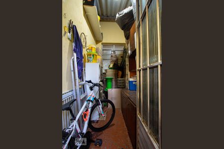 Casa à venda com 400m², 4 quartos e 2 vagasDepósito