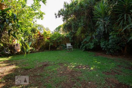 Casa à venda com 400m², 4 quartos e 2 vagasQuintal