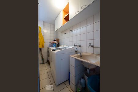 Casa à venda com 400m², 4 quartos e 2 vagasÁrea de Serviço