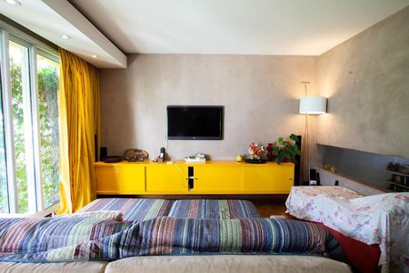 Sala de casa à venda com 4 quartos, 400m² em Alto da Lapa, São Paulo