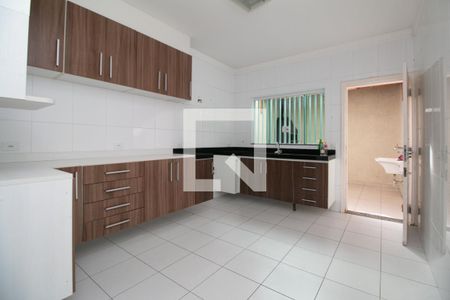 Casa à venda com 118m², 3 quartos e 2 vagasCozinha