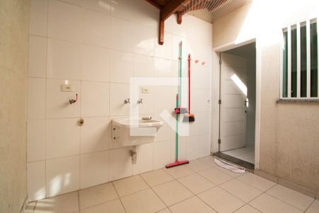 Casa à venda com 118m², 3 quartos e 2 vagasÁrea de Serviço e Churrasqueira