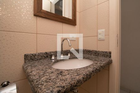 Casa à venda com 118m², 3 quartos e 2 vagasBanheiro Social