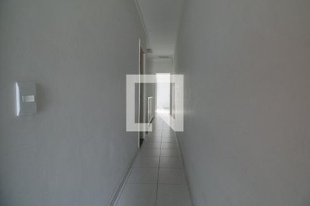 Casa à venda com 118m², 3 quartos e 2 vagasCorredor