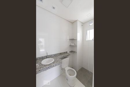 Banheiro Social de apartamento para alugar com 1 quarto, 33m² em Vila Mafra, São Paulo