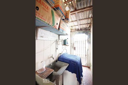 Casa à venda com 240m², 2 quartos e 1 vagaLavanderia