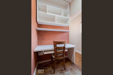 Apartamento à venda com 108m², 3 quartos e sem vagaEscritório