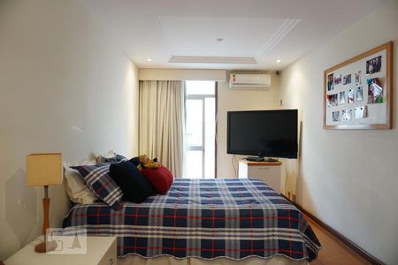 Apartamento à venda com 714m², 3 quartos e 3 vagasSuíte 3