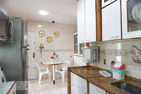 Apartamento à venda com 714m², 3 quartos e 3 vagasCozinha