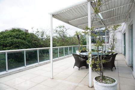 Apartamento à venda com 714m², 3 quartos e 3 vagasVaranda da Sala