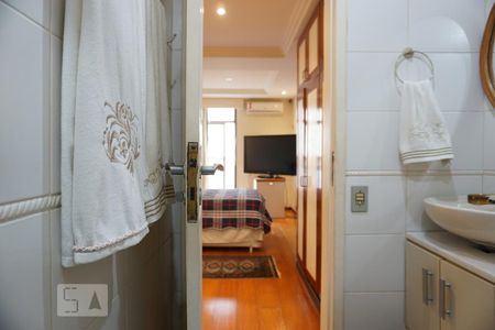 Apartamento à venda com 714m², 3 quartos e 3 vagasBanheiro da Suíte 3