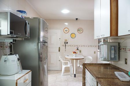 Apartamento à venda com 714m², 3 quartos e 3 vagasCozinha