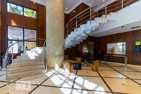 Studio para alugar com 35m², 1 quarto e 1 vaga Studio para alugar com 35m², 1 quarto e 1 vagaHall de Entrada