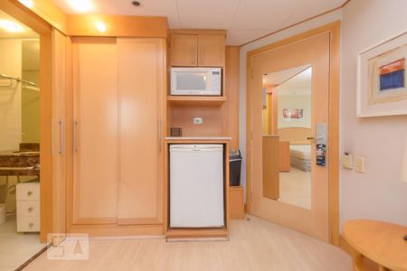 Studio para alugar com 35m², 1 quarto e 1 vaga Studio para alugar com 35m², 1 quarto e 1 vagaCozinha