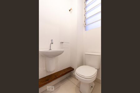 Apartamento para alugar com 70m², 1 quarto e sem vaga Apartamento para alugar com 70m², 1 quarto e sem vagaBanheiro de serviço