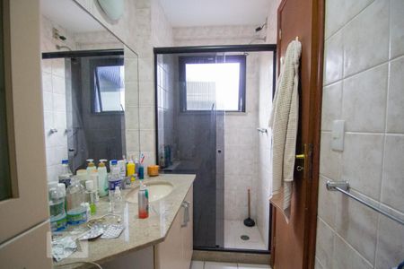 Apartamento à venda com 180m², 4 quartos e 2 vagasBanheiro da Suíte 2