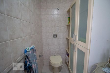 Apartamento à venda com 180m², 4 quartos e 2 vagasBanheiro da Suíte 2