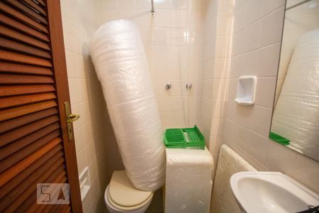 Apartamento à venda com 180m², 4 quartos e 2 vagasBanheiro da Suíte Extra Reversivel