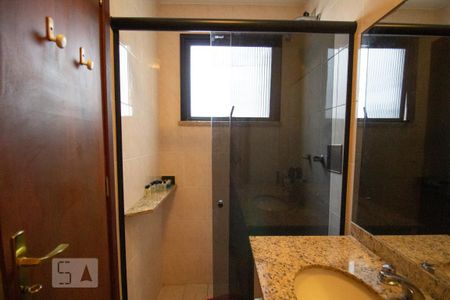 Apartamento à venda com 180m², 4 quartos e 2 vagasBanheiro da Suíte 3