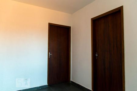 Sala de apartamento para alugar com 2 quartos, 60m² em Vila Babilonia, São Paulo