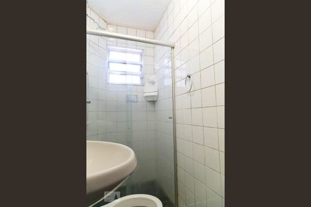 Apartamento para alugar com 60m², 2 quartos e sem vaga Apartamento para alugar com 60m², 2 quartos e sem vagaBanheiro
