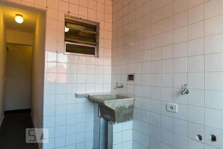 Apartamento para alugar com 60m², 2 quartos e sem vaga Apartamento para alugar com 60m², 2 quartos e sem vagaÁrea de serviço