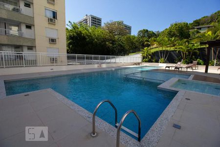 Apartamento para alugar com 81m², 2 quartos e 1 vagaPiscina