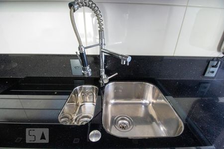 Apartamento para alugar com 81m², 2 quartos e 1 vagaCozinha