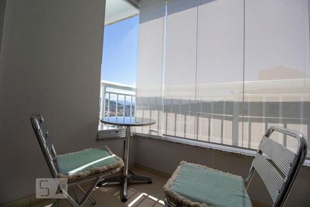 Varanda da sala de apartamento para alugar com 2 quartos, 81m² em Itacorubi, Florianópolis