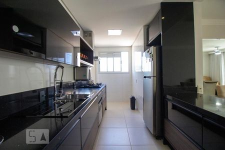 Apartamento para alugar com 81m², 2 quartos e 1 vagaCozinha