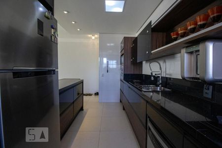 Apartamento para alugar com 81m², 2 quartos e 1 vagaCozinha