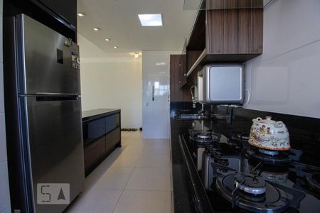 Apartamento para alugar com 81m², 2 quartos e 1 vagaCozinha