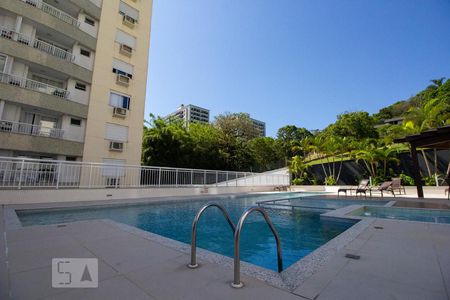 Apartamento para alugar com 81m², 2 quartos e 1 vagaPiscina